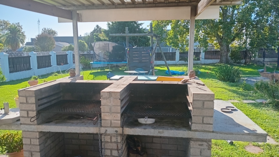 To Let 1 Bedroom Property for Rent in George South Western Cape